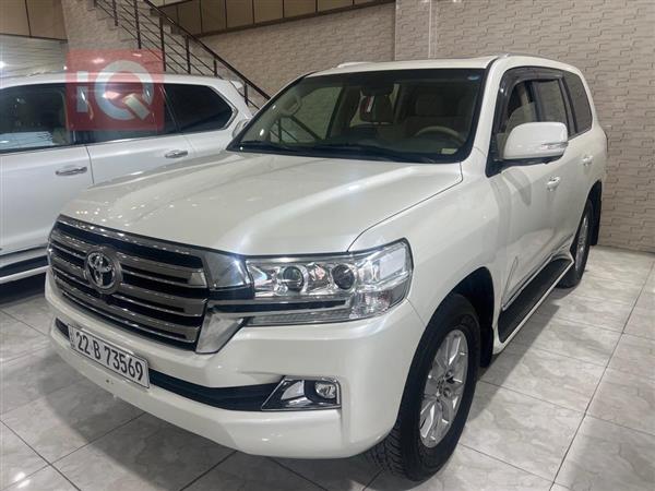 Toyota for sale in Iraq